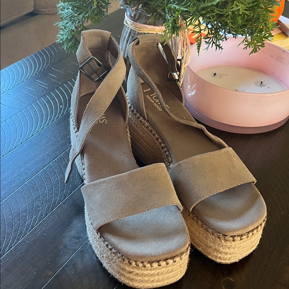 Chic Taupe Wedge Sandals with Buckle